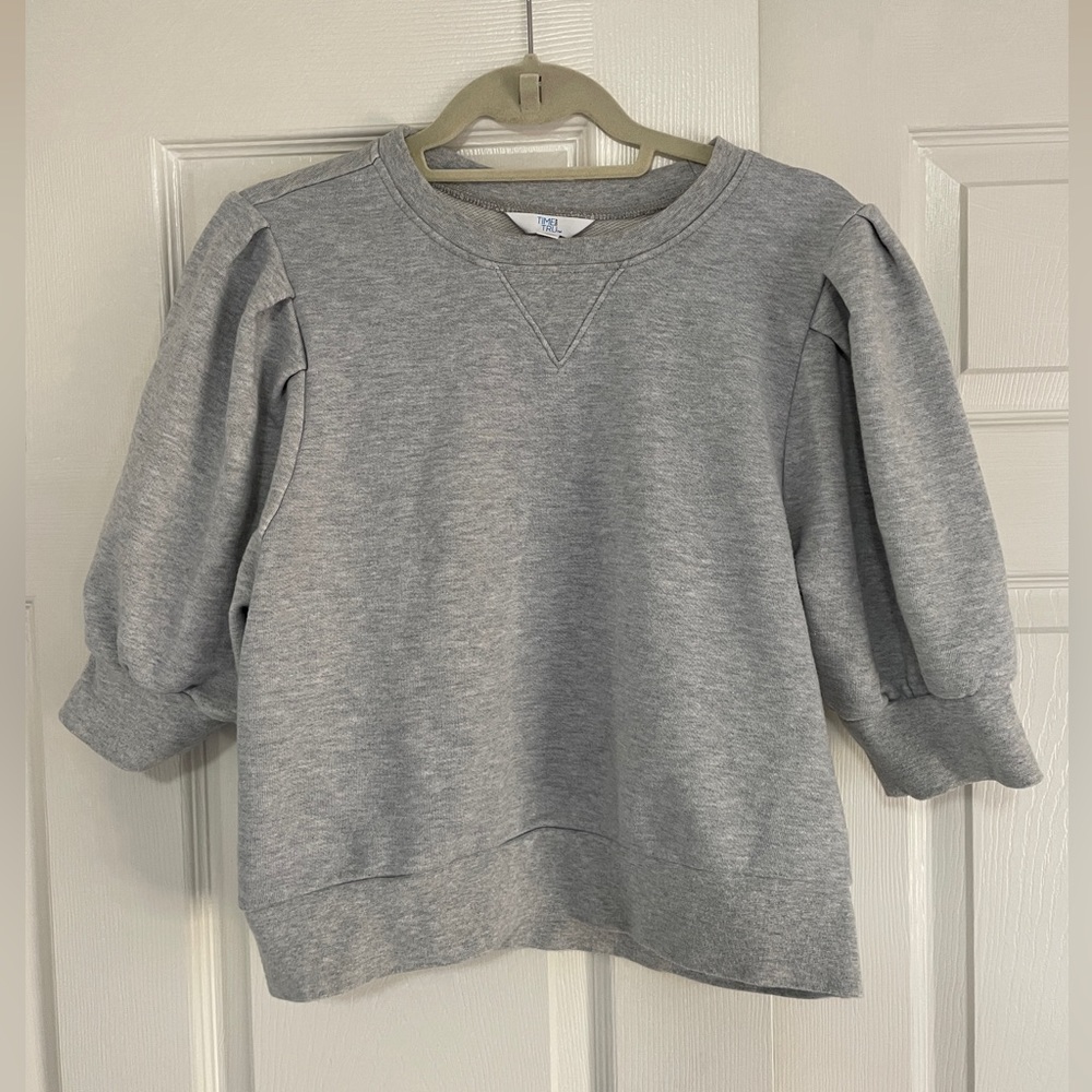 Time & Tru puff sleeve shirt